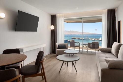 Wyndham Residences Piraeus Marina Zeas