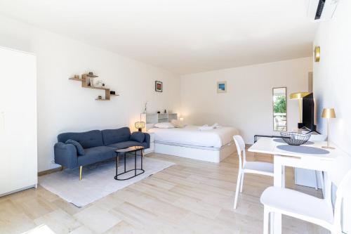 Le Cocon Antibois — Charme calme et plages à pied