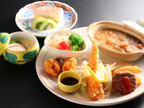 Comida en el ryokan o alrededores