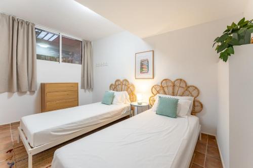 2 bed Duplex in Los Boliches – Modern Comfort - Pass the Keys