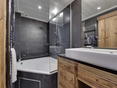 Appartement chalet, centre calme - 8 pers.