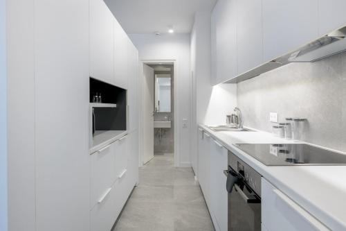 The Hostmaster Metropolis Prestige