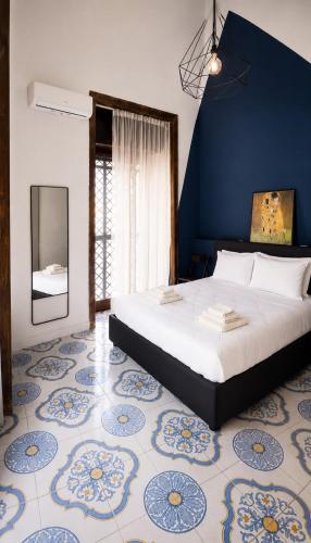 Toledo Maiolica House