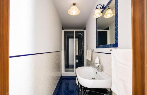 Toledo Maiolica House