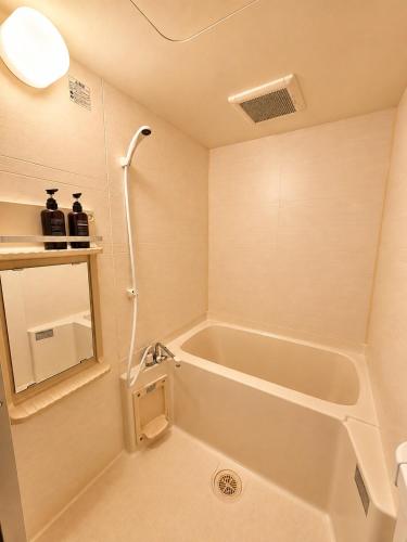 8 Dotonbori Nipponbashi Airport Bus 3-minute walk Newly renovated accommodation