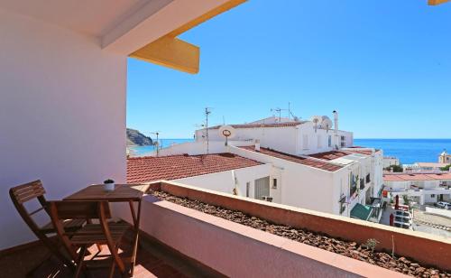 A06 - Seaview 1 Bed Apartment
