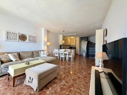 Litoral 10 Burriana Canovas Nerja