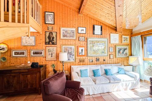 Bright duplex in a quiet yet central location