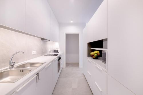 The HostMaster Metropolis Vibe