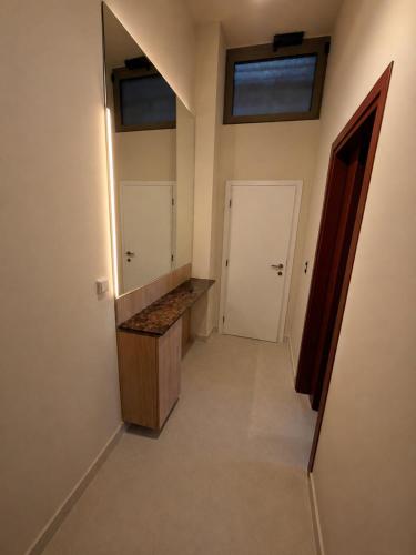 1618 Acropolis Luxury Apartment