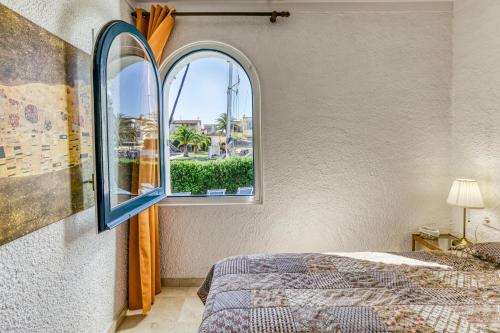 Art- Apartamentos Revilla Tacke H