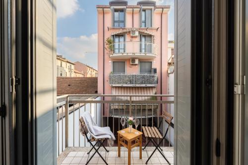 Ermes - 2 Suites with Private Bathroom