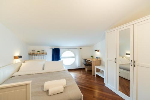 Ermes - 2 Suites with Private Bathroom