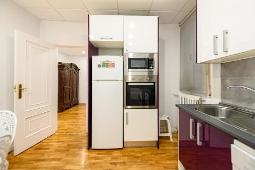 For You Rentals Velazquez apartment TEMPORAL VEL551