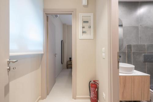 Chic 1 Bedroom Apartment Near Athens City Center
