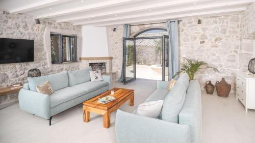 Beautiful House with Views in Hvar