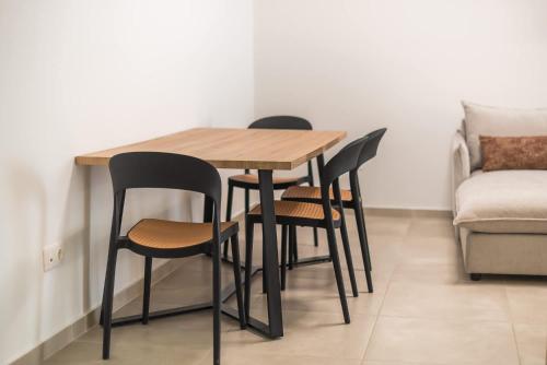 Brand New Modern 1BR Apartment with Private Terrace