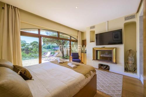 Quiet, beautiful and stylish house in Saint-Raphaël
