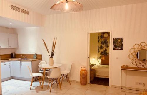 Cannes Croisette Garden Retreat Parking & AC