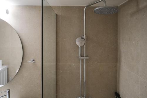 Dysi by Lithos & Key - 1 bdr Kalamata Beach Stadium
