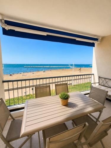 Royal Appartement d'exception en première ligne face à la mer