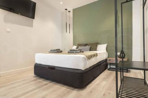 Hidden Gem studio in the heart of Malaga by REMS