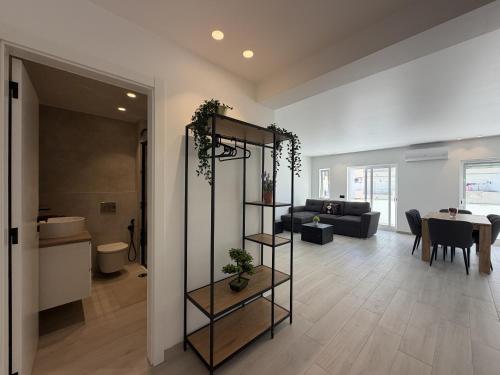 Agua Plaza T2 with Pool & AC
