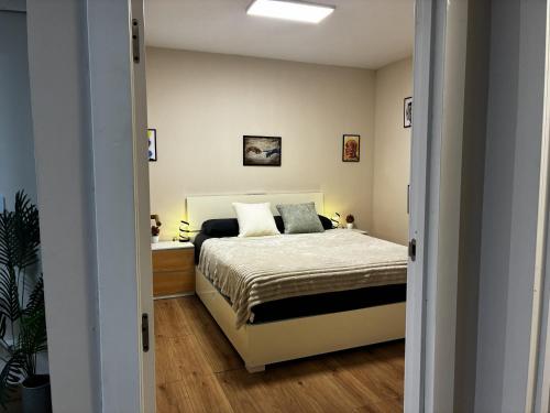 Modern Apartment in Córdoba Center near Train and Bus Station