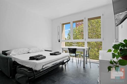 GA311 Luminoso Appartamento di Design con Balcone