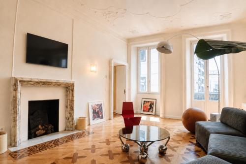 Fiorichiari Exclusive Suite - Brera's Finest Location
