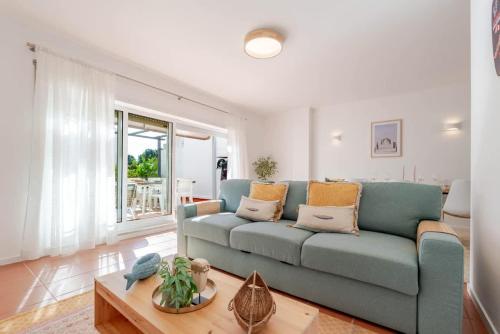Seabreeze Duplex – Beach & Terrace