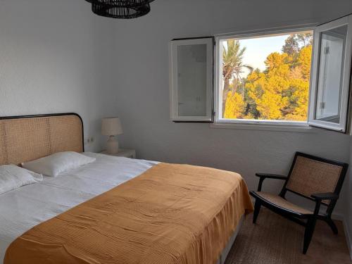 Casa Palmera between the sea and the mountains