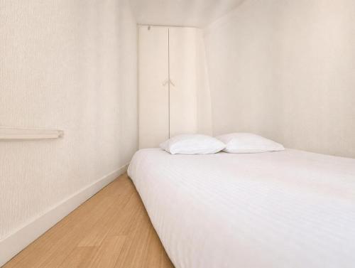 Studio perché et climatisé à Auteuil - 2 pers