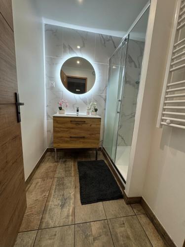 Chambre quadruple dans un appartement