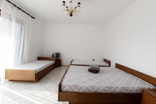 Apartments with parking space Umag - 27430
