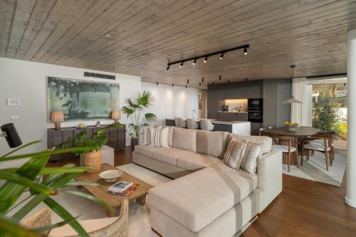 Casa Mareva Above the Atlantic