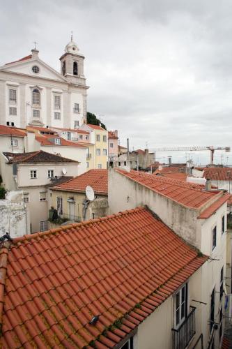 Alfama Apartment with River view