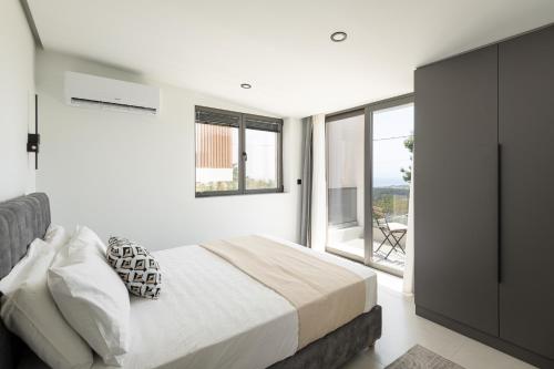 Aria Infinity Villa