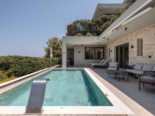 Lusol Seafront Villas - "Free" Heated Pools - Holiways Collection