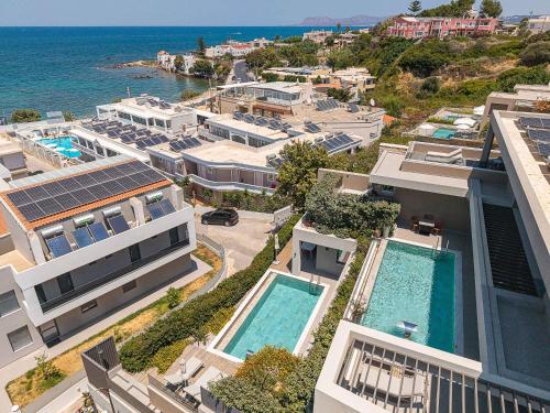 Lusol Seafront Villas - "Free" Heated Pools - Holiways Collection