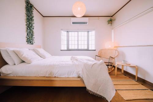 5BDR Osaka Castle House local vibes quiet