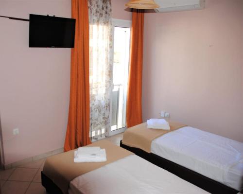 Anastasias beach house artemida