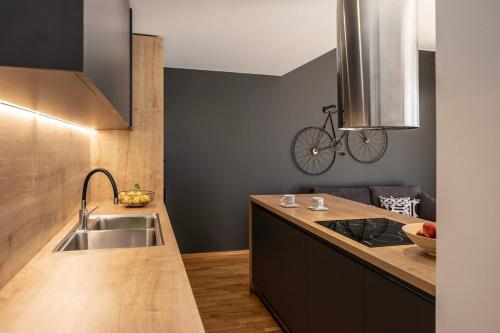Glyfada Luxury Designed Apartment