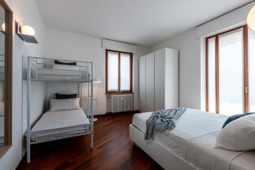 StayEasy Ranzoni - 4 Bedrooms, Close to M1 Metro