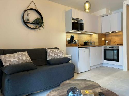 Studio lumineux avec vue sur les pistes
