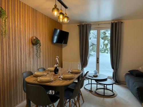 Studio lumineux avec vue sur les pistes