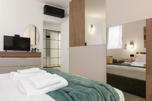 Brera - Moscova 40 Luxury Design Suite - Lower-Ground Loft