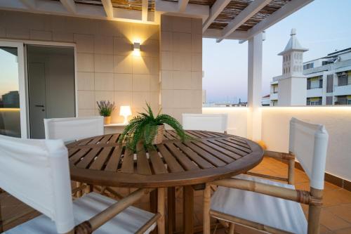 Buganvilia House Faro Carmo Historic Charm