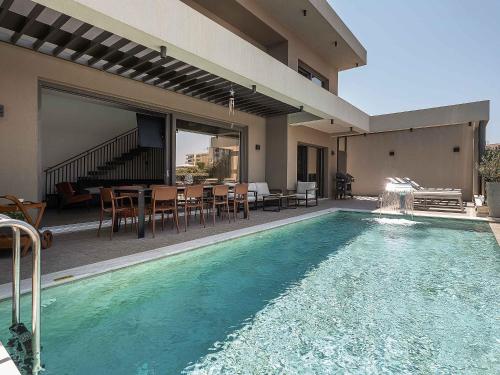 Lusol Seafront Villas - "Free" Heated Pools - Holiways Collection