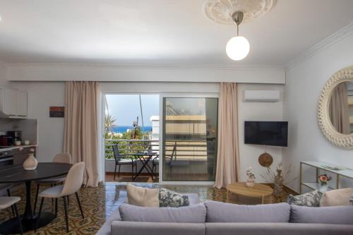 Thalia's Apartment
